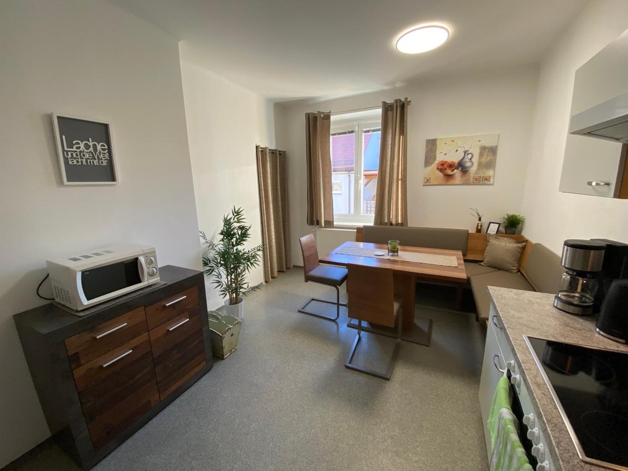 Hotel & Wirtshaus Hoedl-Kaplan Feldbach  Pokoj fotografie